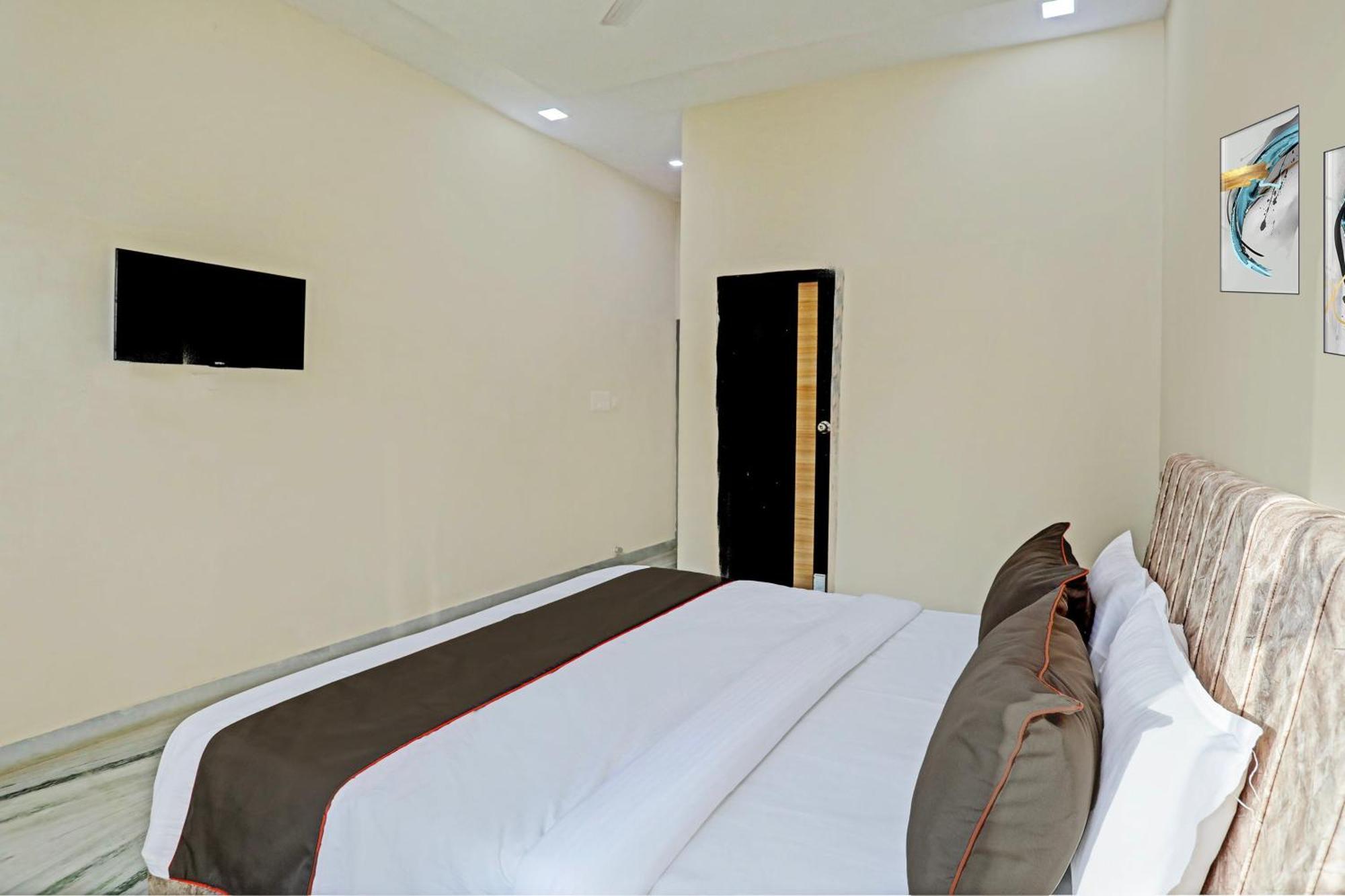 Collection O The Galaxy Resort Nathdwara Exterior photo